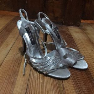 Silver bling size 7 Nina 3” heels